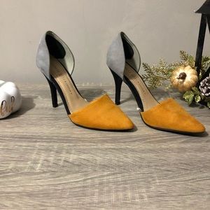 NWOT pump heels